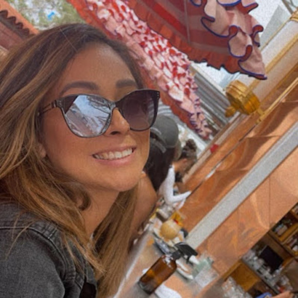 Meet your Posher, Dulce - Picture 1 of 1